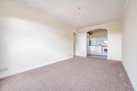 undefined, Reading,  Berkshire,  RG2