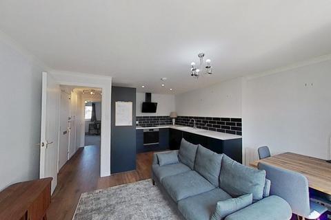 2 bedroom flat to rent, Broughton Road, Edinburgh, Midlothian, EH7