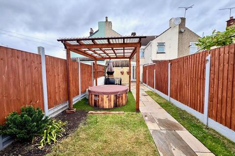 128 Dock Road, Grays, RM17 6HD