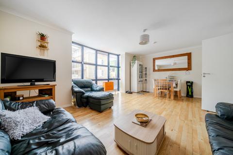 3 bedroom flat for sale, Rotherhithe Street, London, SE16