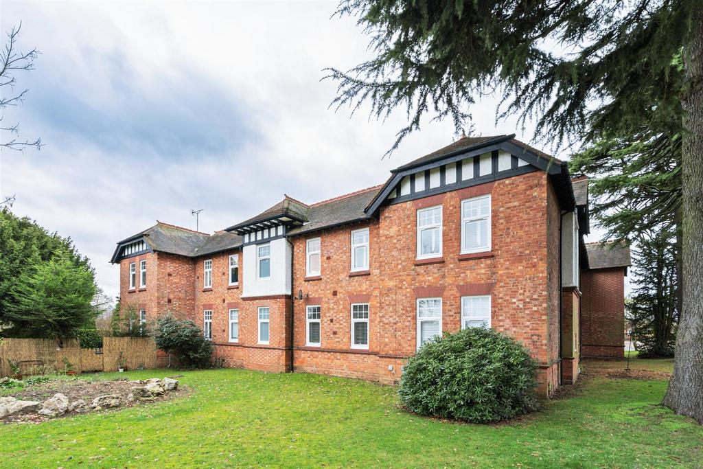 7 Catherines Close-22 lo.jpg