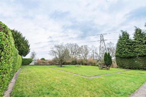 17 Catherines Close, Catherine De Barnes, Solihull, B91 2SZ