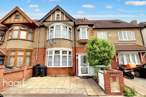 Seven Kings Road, Ilford