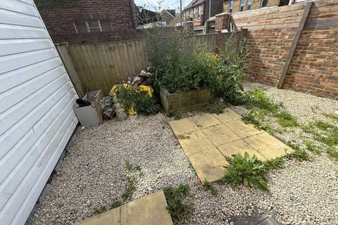 undefined, Colham Avenue, West Drayton, UB7