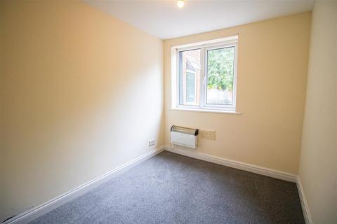 undefined, 2-Bed Apartment to Let on Ribble Bank Street, Preston