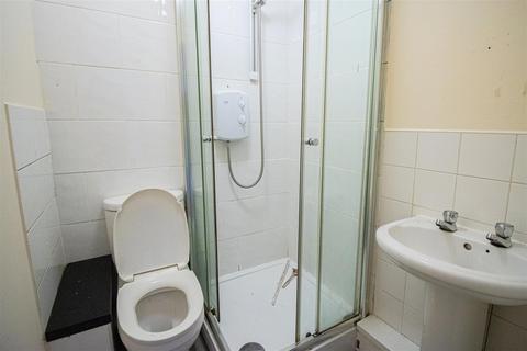 undefined, 2-Bed Apartment to Let on Ribble Bank Street, Preston
