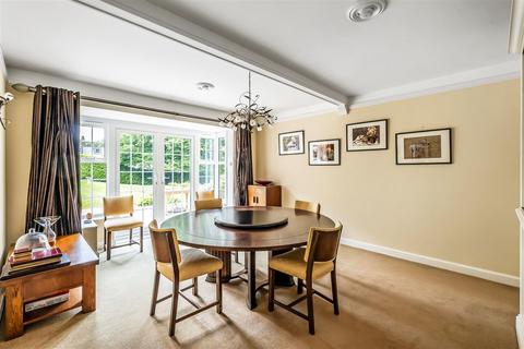 Hollybank The Warren, Ashtead, KT21 2SE
