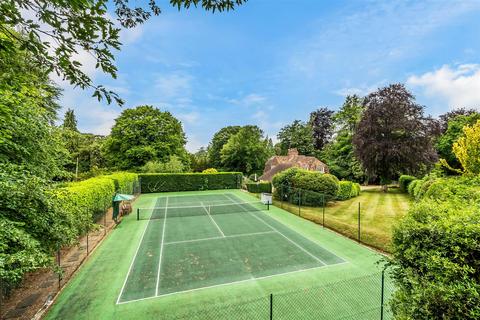 Hollybank The Warren, Ashtead, KT21 2SE