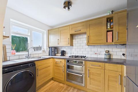 3 bedroom semi-detached house for sale, Haytor Avenue, Paignton