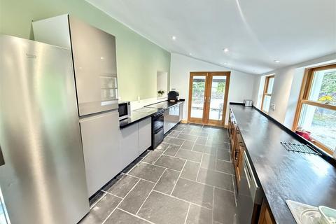 3 bedroom property with land for sale, Harford, Near Lampeter