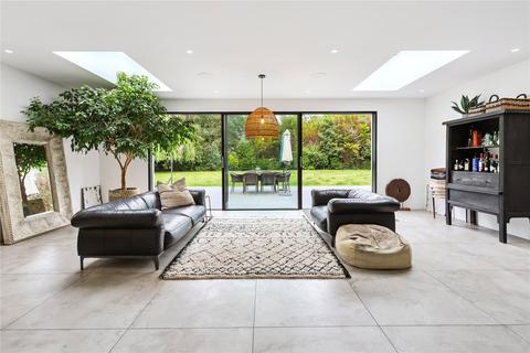 5 bedroom detached house to rent, Burhill, Walton-on-Thames, Surrey, KT12