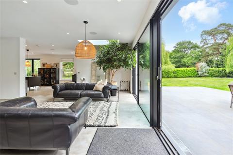 5 bedroom detached house to rent, Burhill, Walton-on-Thames, Surrey, KT12