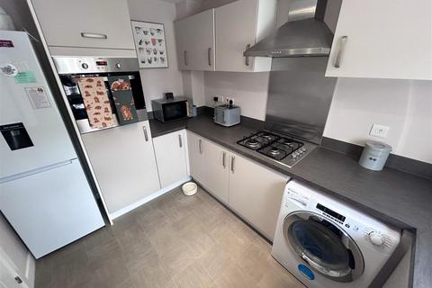 6 Bowdler Close, Kidderminster, DY10 2PH