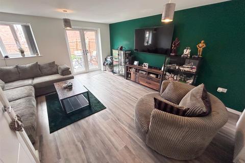 6 Bowdler Close, Kidderminster, DY10 2PH