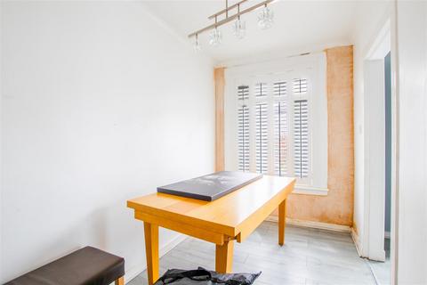 444 Castlemilk Road, Glasgow, G44 5PP
