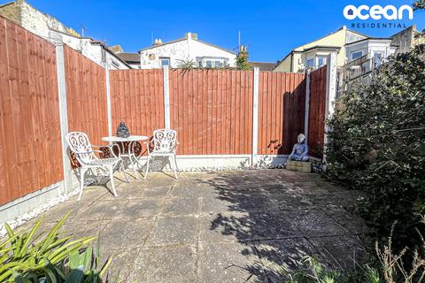 1 Forest Avenue, Southend-on-sea, SS1 2HU