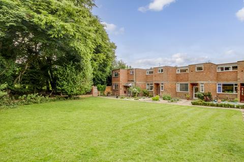 5 Eastern Drive, Bourne End, SL8 5HQ