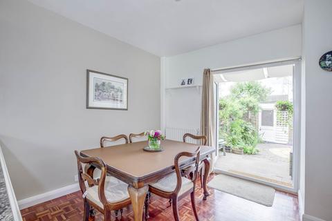 5 Eastern Drive, Bourne End, SL8 5HQ