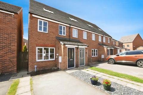 3 Linnet Garth, Scunthorpe, DN16 3WL