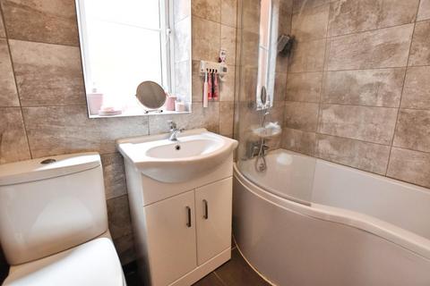 3 Linnet Garth, Scunthorpe, DN16 3WL