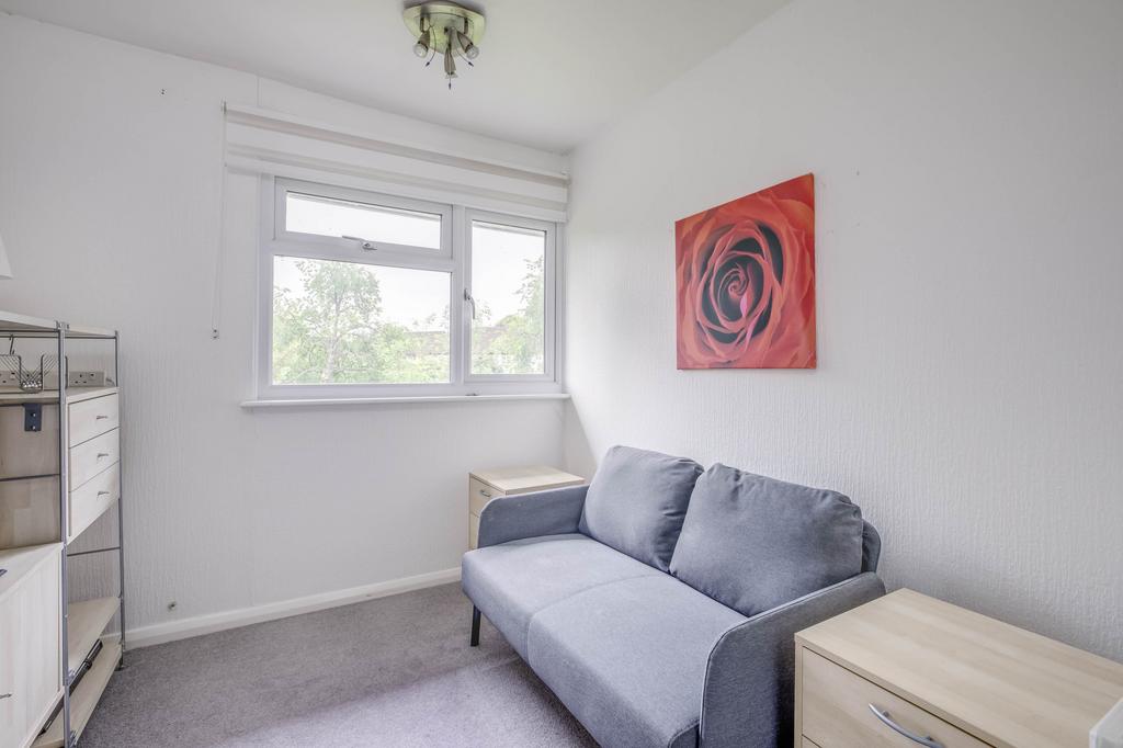 8 Riverside, SL8 5 HS (LOW RES)-1