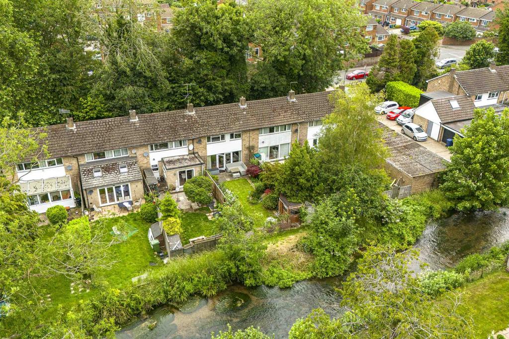 8 Riverside, SL8 5 HS Drone (LOW RES)-2