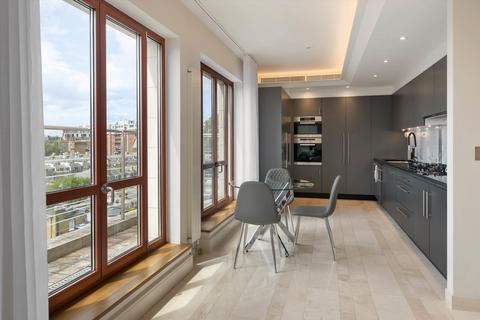 3 bedroom flat for sale, Lancelot Place, London, SW7