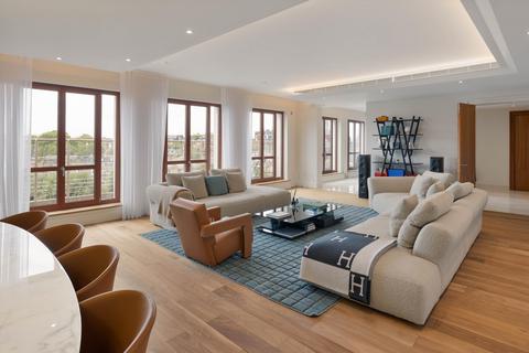 3 bedroom flat for sale, Lancelot Place, London, SW7