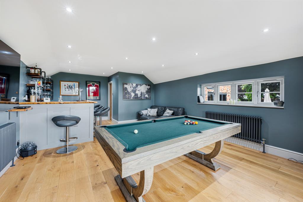 Games Room/Bar