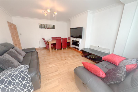 undefined, South Croydon CR2