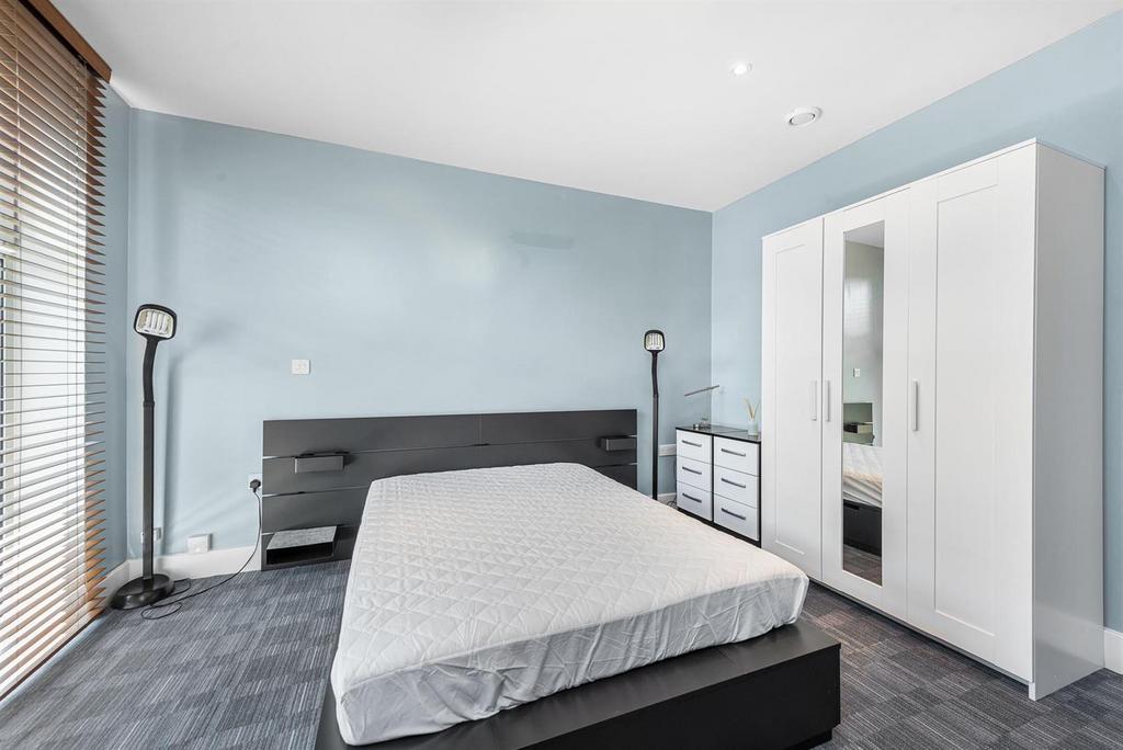 Bedroom.jpg