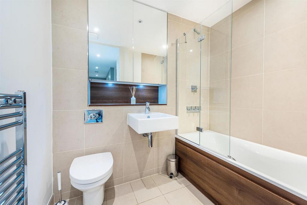 Bathroom.jpg