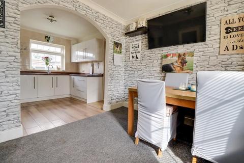 5 Whiteways, Canvey Island, SS8 7HJ
