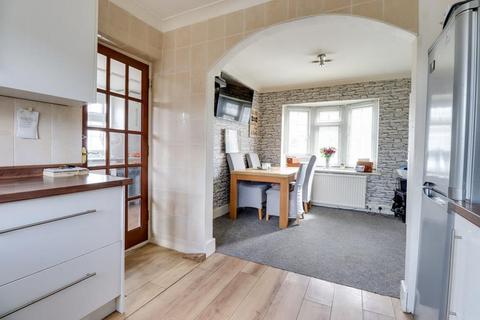 5 Whiteways, Canvey Island, SS8 7HJ