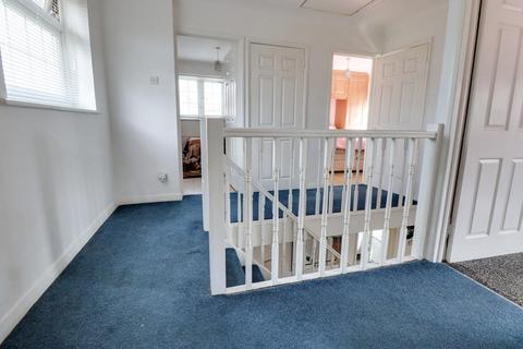 5 Whiteways, Canvey Island, SS8 7HJ