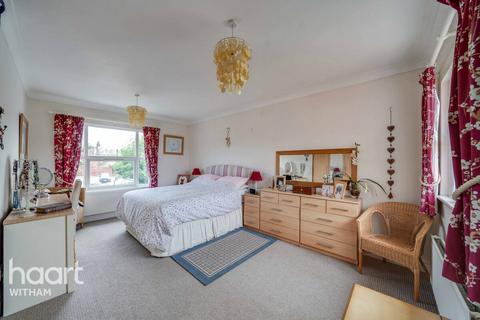 18 Chippingdell, Witham, CM8 2JX