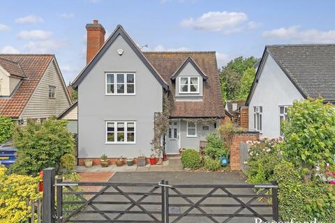 3 bedroom detached house for sale, The Street, Little Dunmow, CM6