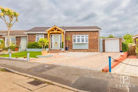 21 Great Harrods, Walton On The Naze, CO14 8UN