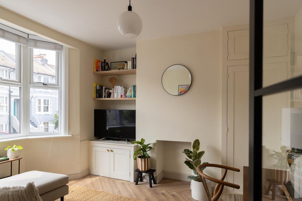 291058 inigo 107 livingstone road hove bn3 3 w...