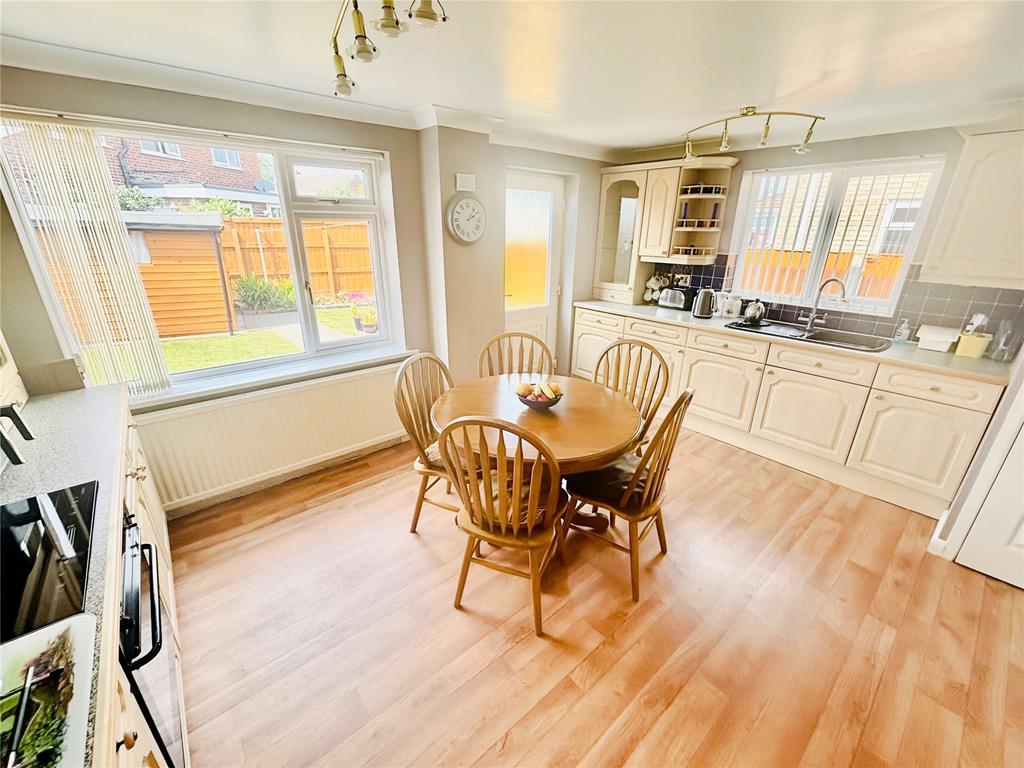 Dining Kitchen