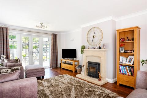 undefined, Buswell Close, Weedon, Northampton, Northamptonshire, NN7