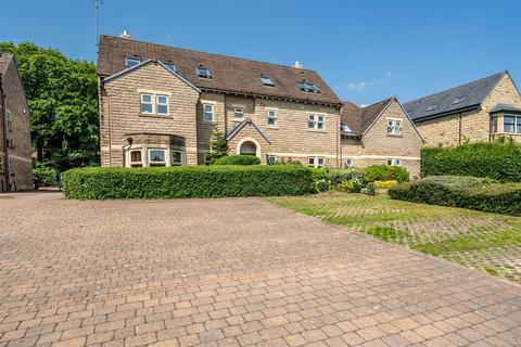 undefined, Dunstarn Drive, Leeds LS16