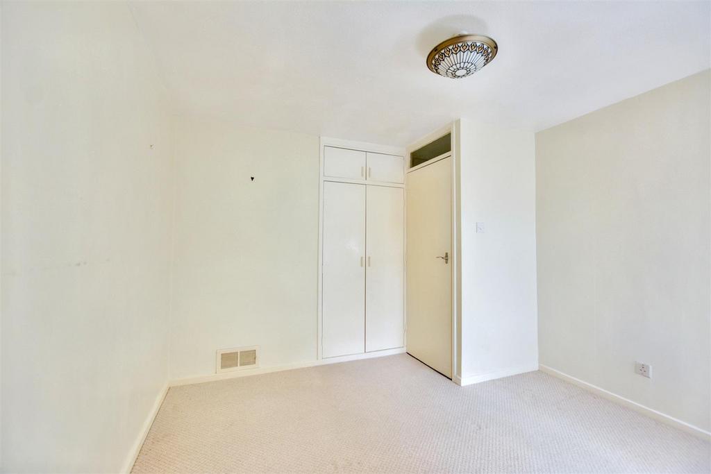 Bedroom 2 2.jpeg