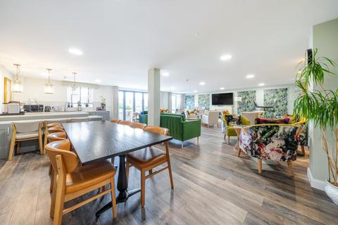 2 bedroom retirement property for sale, Maidenhead,  Berkshire,  SL6