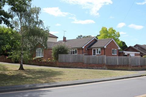 3 bedroom detached bungalow for sale, WARENNE ROAD, FETCHAM, KT22
