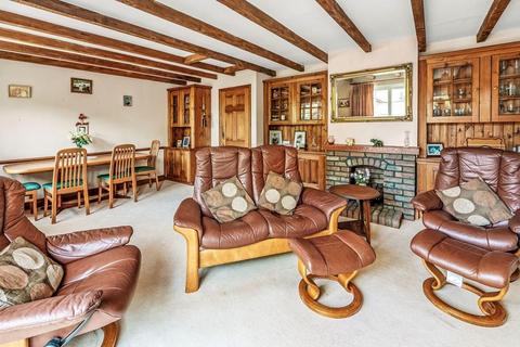 3 bedroom detached bungalow for sale, WARENNE ROAD, FETCHAM, KT22
