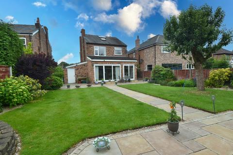 undefined, Woodsend Road, Flixton