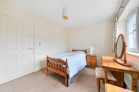 undefined, Stone Court, Sevenoaks TN15