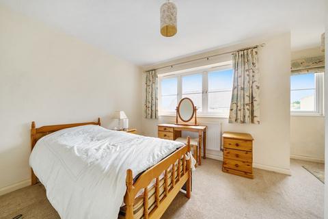 undefined, Stone Court, Sevenoaks TN15