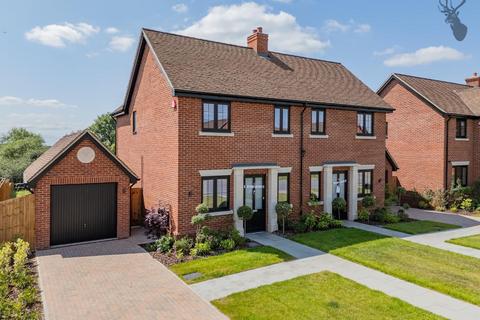 3 bedroom semi-detached house for sale, High House Farm, Stapleford Abbotts